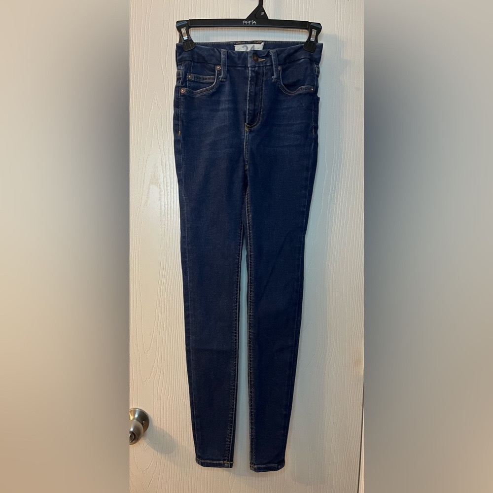🛍️We The Free Blue Skinny Jeans Stretchy Denim - Size 24